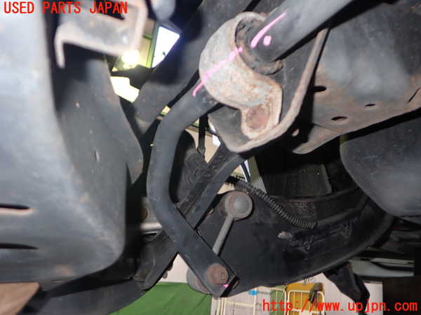 2UPJ-9235335445]アウディ・Q3(8UCPSF)リアスタビライザー 中古_3