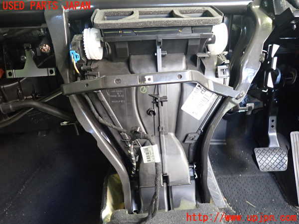 2UPJ-9235336081]アウディ・Q3(8UCPSF)エバポレーター1 中古_2