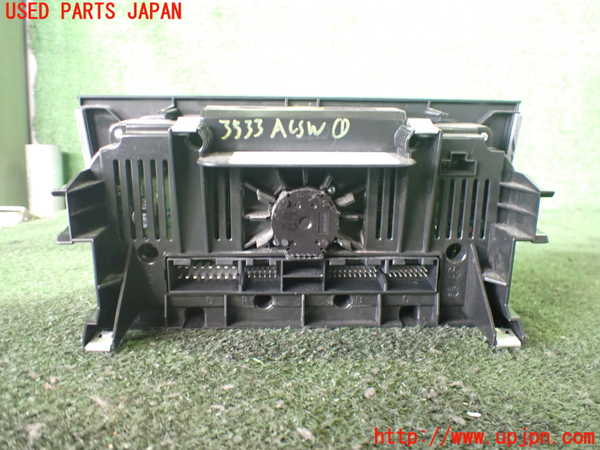 2UPJ-9235336066]アウディ・Q3(8UCPSF)エアコンスイッチ1 中古_2