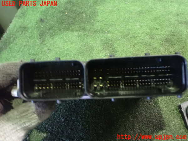 2UPJ-9235336110]アウディ・Q3(8UCPSF)エンジンコンピューター 中古_3