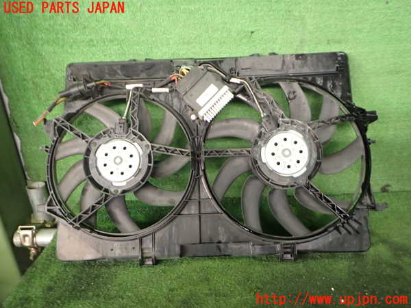 2UPJ-9235336836]アウディ・Q3(8UCPSF)電動ファン1 中古_2