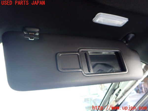 2UPJ-9235337625]アウディ・Q3(8UCPSF)室内サンバイザー右側 中古_2