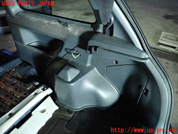 2UPJ-9235347675]スターレット(EP91)右リアピラートリム 中古_3