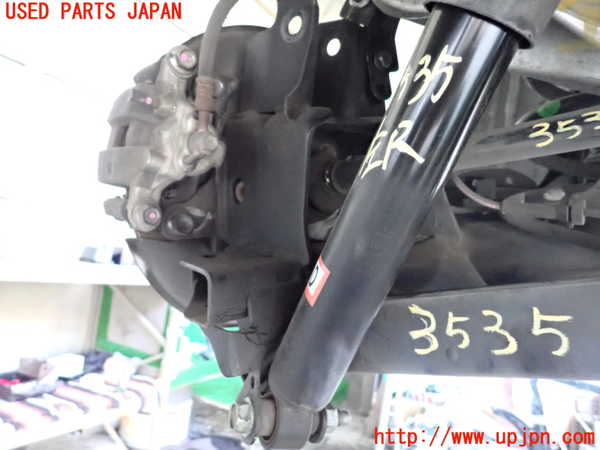 1UPJ-9235354305]エクストレイル(NT32)左リアナックルハブ 中古_2
