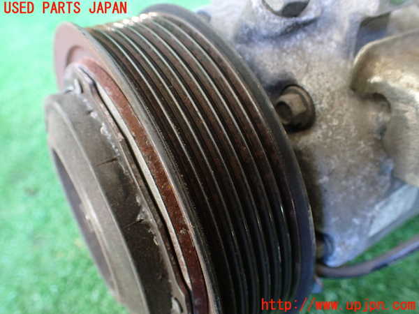 1UPJ-9235356025]エクストレイル(NT32)エアコンコンプレッサー 中古_3