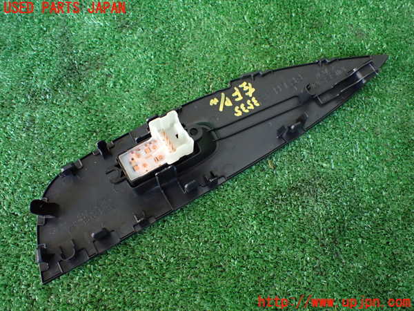 1UPJ-9235356245]エクストレイル(NT32)左前パワーウィンドウスイッチ 中古_2