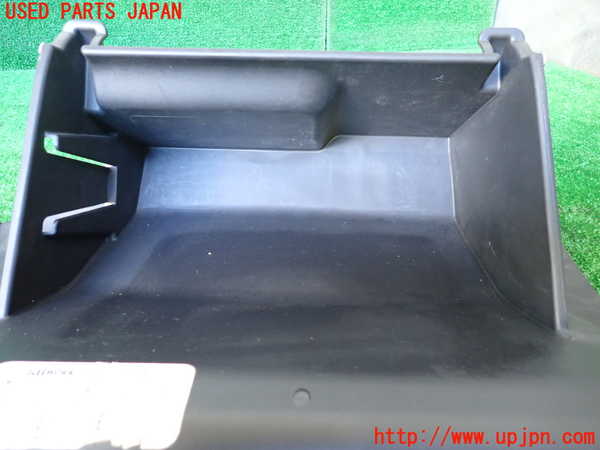 1UPJ-9235357516]エクストレイル(NT32)グローブボックス1 中古_3