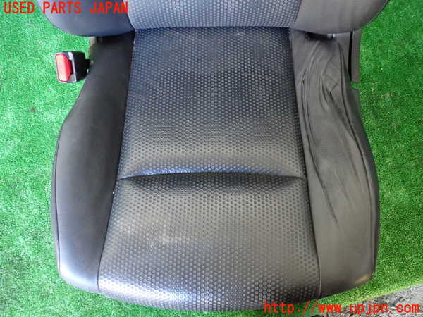 1UPJ-9235357065]エクストレイル(NT32)助手席シート 中古_3
