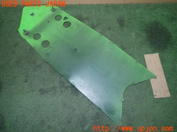 3UPJ=9235360059]カワサキ ニンジャ ZX-10R(ZXT00D)純正 35023-0071 リアインナーフェンダーフェアリング ロアパネル  中古_2