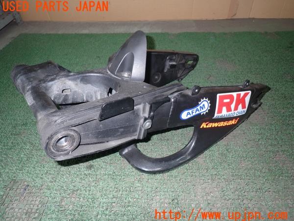 3UPJ=9235360408]カワサキ ニンジャ ZX-10R(ZXT00D)純正 スイングアーム 中古_2