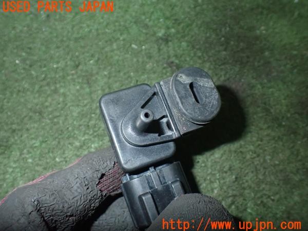 3UPJ=9235360558]カワサキ ニンジャ ZX-10R(ZXT00D)純正 21176-0058 圧力センサー 中古_4