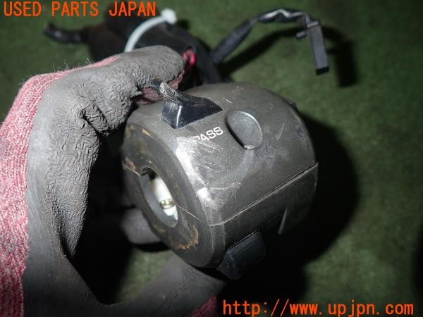 3UPJ=9235360581]カワサキ ニンジャ ZX-10R(ZXT00D)純正 ハンドルスイッチ左 中古_3