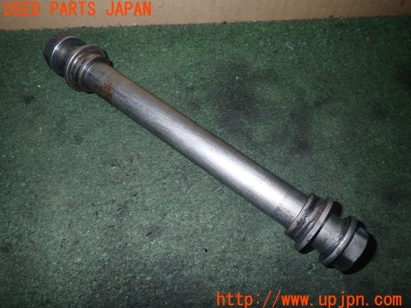 3UPJ=9235360705]カワサキ ニンジャ ZX-10R(ZXT00D)純正 フロントアクスルシャフト 中古_2