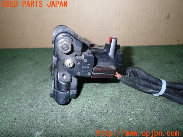 3UPJ=9235370202]Buell(ビューエル)FIREBOLT XB9R(2003年)純正 フロントブレーキマスター ブレーキレバーホルダー 中古_3