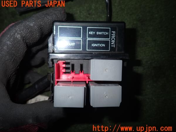 3UPJ=9235370521]Buell(ビューエル)FIREBOLT XB9R(2003年)純正 ヒューズボックス リレーボックス ジャンク_2