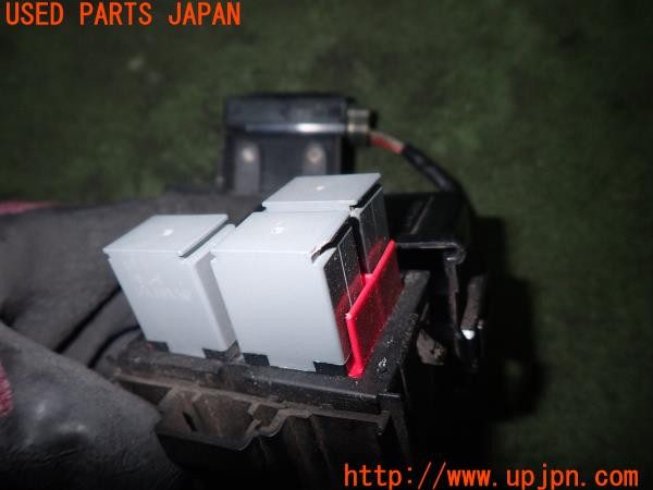 3UPJ=9235370521]Buell(ビューエル)FIREBOLT XB9R(2003年)純正 ヒューズボックス リレーボックス ジャンク_3