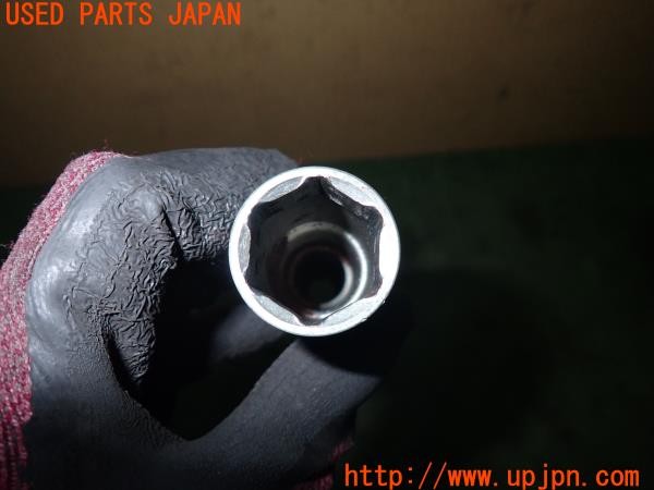 3UPJ=9235370705]Buell(ビューエル)FIREBOLT XB9R(2003年)純正 フロントアクスルシャフト 中古_3