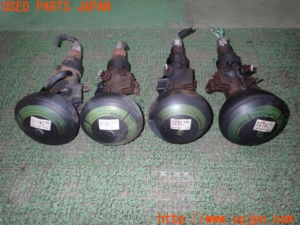 3UPJ=9235380401]ランドクルーザー100(HDJ101K)前期 純正 ハイトコントロールユニット AHC アキュムレーター レギュレーター タンク 中古_3