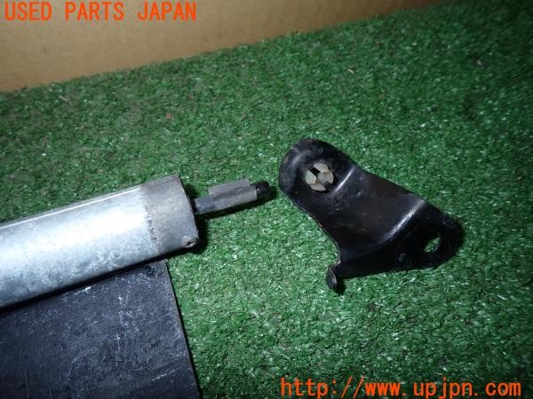 3UPJ=9235380606]ランドクルーザー100(HDJ101K)前期 純正 ラジエーターシャッター ディーゼル 寒冷地仕様車 中古_5