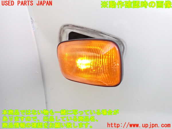 1UPJ-9235381150]ランクル100系(HDJ101K)右コーナーランプ 中古_3