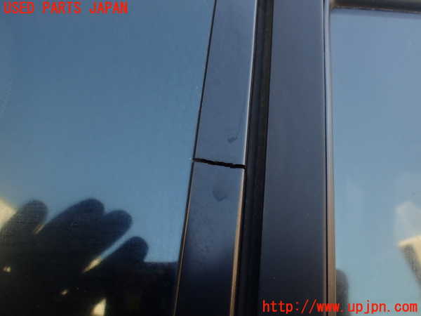 1UPJ-9235381380]ランクル100系(HDJ101K)右クォーターガラス 中古(43R-00073 M2E45)_2