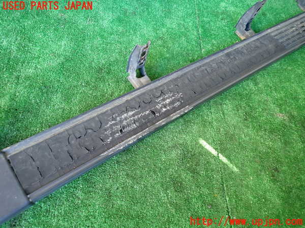 1UPJ-9235381392]ランクル100系(HDJ101K)左サイドステップ 中古_2