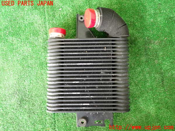 1UPJ-9235382451]ランクル100系(HDJ101K)インタークーラー1 中古_2