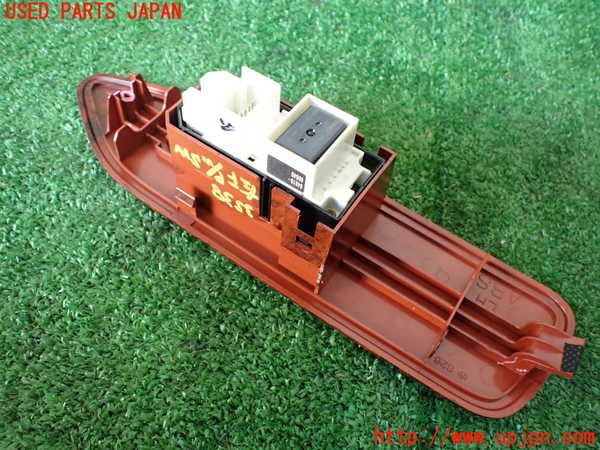 1UPJ-9235386245]ランクル100系(HDJ101K)左前パワーウィンドウスイッチ 中古_2