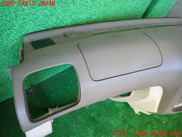 1UPJ-9235387505]ランクル100系(HDJ101K)ダッシュボード 中古_3