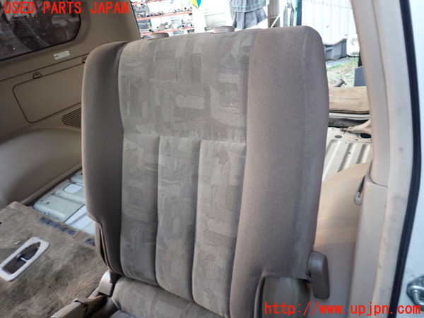 1UPJ-9235387175]ランクル100系(HDJ101K)左2列目シート 中古_2