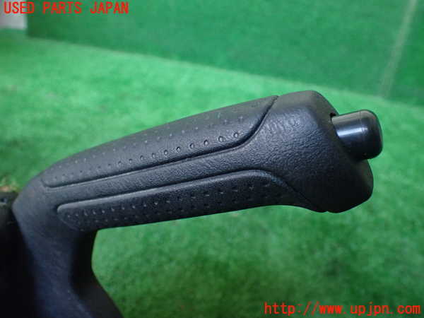 1UPJ-9235387550]ランクル100系(HDJ101K)サイドブレーキレバー 中古_4