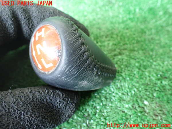 1UPJ-9235387570]ランクル100系(HDJ101K)シフトノブ 中古_2