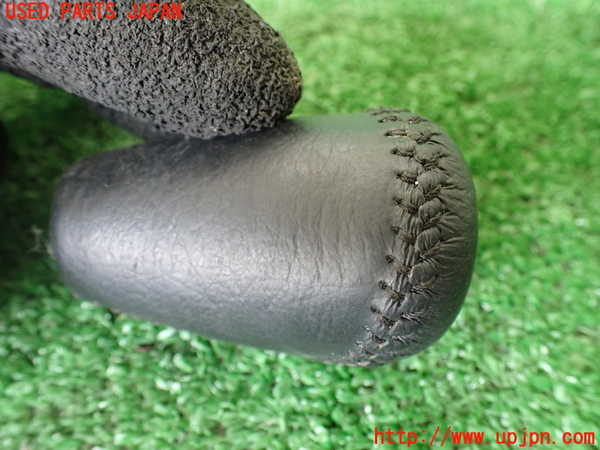 1UPJ-9235387570]ランクル100系(HDJ101K)シフトノブ 中古_4