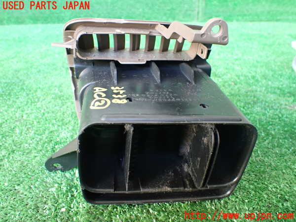 1UPJ-9235387527]ランクル100系(HDJ101K)エアコン吹き出し口2 (左) 中古_2