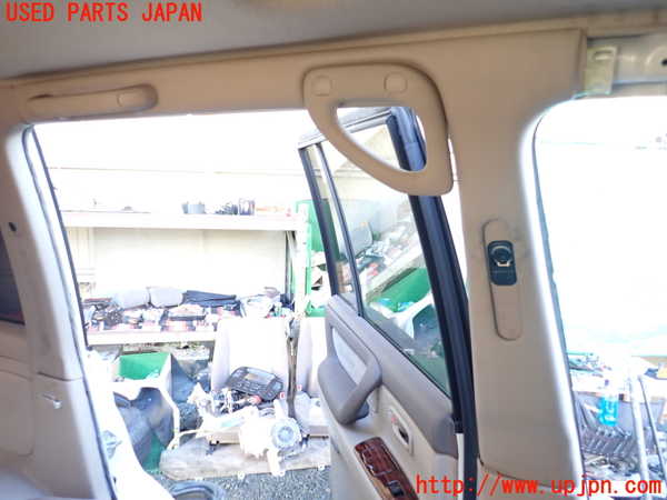 1UPJ-9235387670]ランクル100系(HDJ101K)左センターピラートリム 中古_2