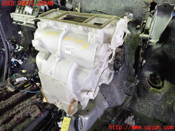 1UPJ-9235396081]アルファードG(ANH15W)エバポレーター1 中古_2