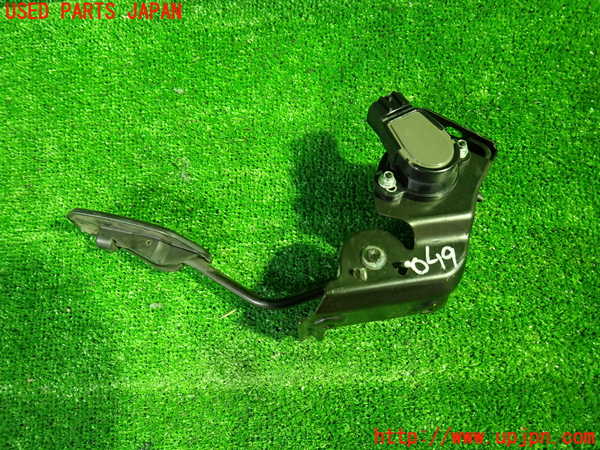 1UPJ-9235396381]アルファードG(ANH15W)センサー1 (アクセルペダル) 中古_3