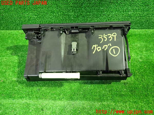 1UPJ-9235397516]アルファードG(ANH15W)グローブボックス1 中古_3