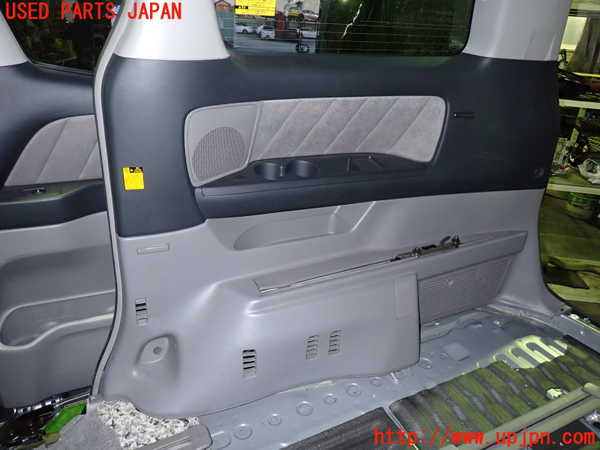 1UPJ-9235397675]アルファードG(ANH15W)右リアピラートリム 中古_4