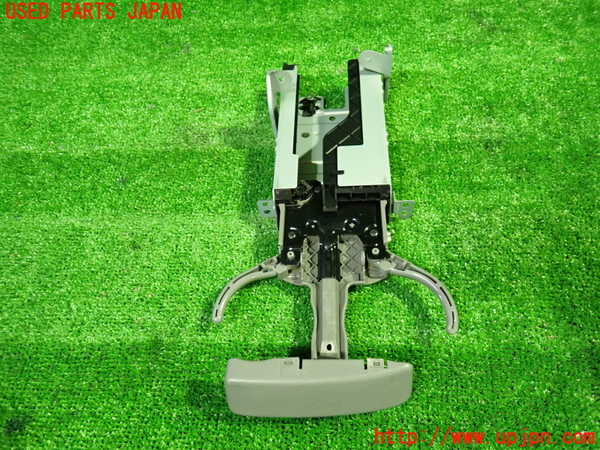 1UPJ-9235397810]アルファードG(ANH15W)ドリンクホルダー 中古_3