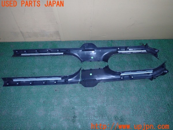 3UPJ=9235400616]VW アルテオン Rライン 4モーション アドバンス(3HDJHF)純正 スカッフプレート 中古_3