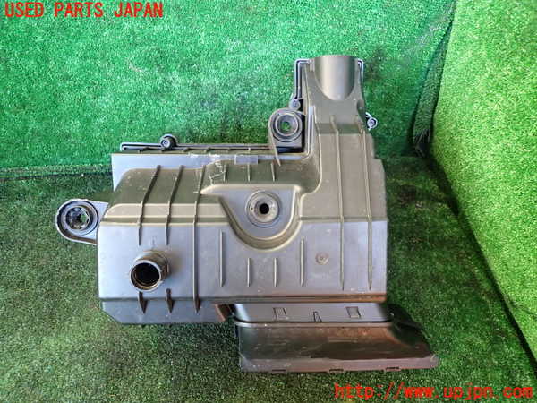 1UPJ-9235402560]VW アルテオン(3HDJHF)エアクリーナーボックス 中古_2