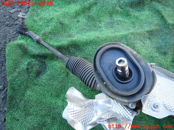 1UPJ-9235404235]VW アルテオン(3HDJHF)パワステギアボックス 中古_2