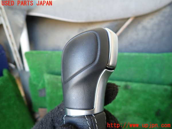 1UPJ-9235407570]VW アルテオン(3HDJHF)シフトノブ 中古_2