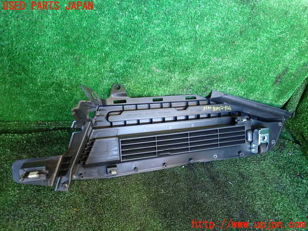 1UPJ-9235407680]VW アルテオン(3HDJHF)左リアピラートリム 中古_2