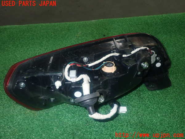 1UPJ-9235411536]アバルト・124スパイダー(NF2EK)左テールランプ 中古_2