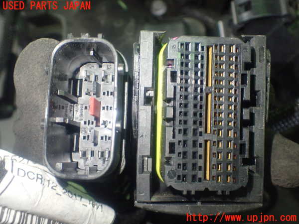 1UPJ-9235412010]アバルト・124スパイダー(NF2EK)エンジン 3268 中古_3