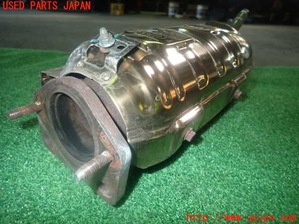 1UPJ-9235412041]アバルト・124スパイダー(NF2EK)エキマニ1 触媒 マニバーター　中古_2