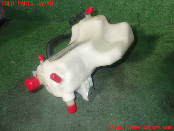 1UPJ-9235412410]アバルト・124スパイダー(NF2EK)ラジエータータンク 中古_2