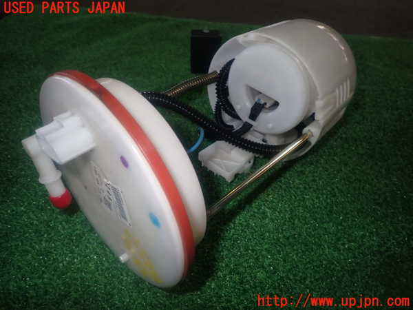 1UPJ-9235412510]アバルト・124スパイダー(NF2EK)燃料ポンプ 中古_3